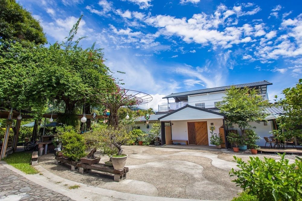 Hou Shan Ren Jia B&B Luye Exterior photo