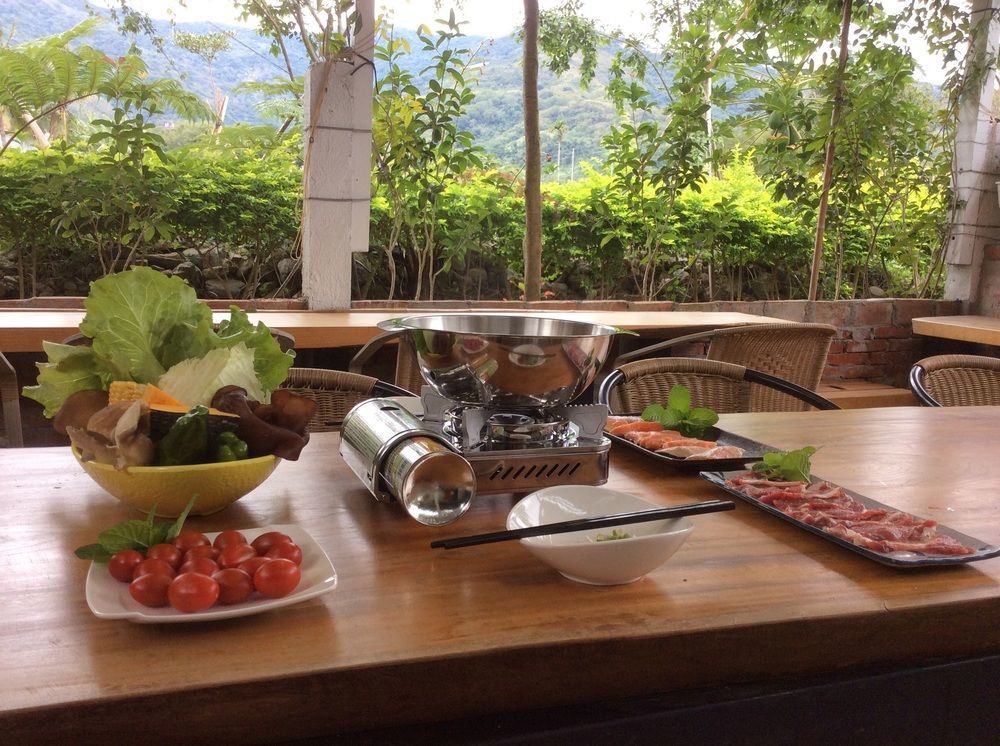 Hou Shan Ren Jia B&B Luye Exterior photo